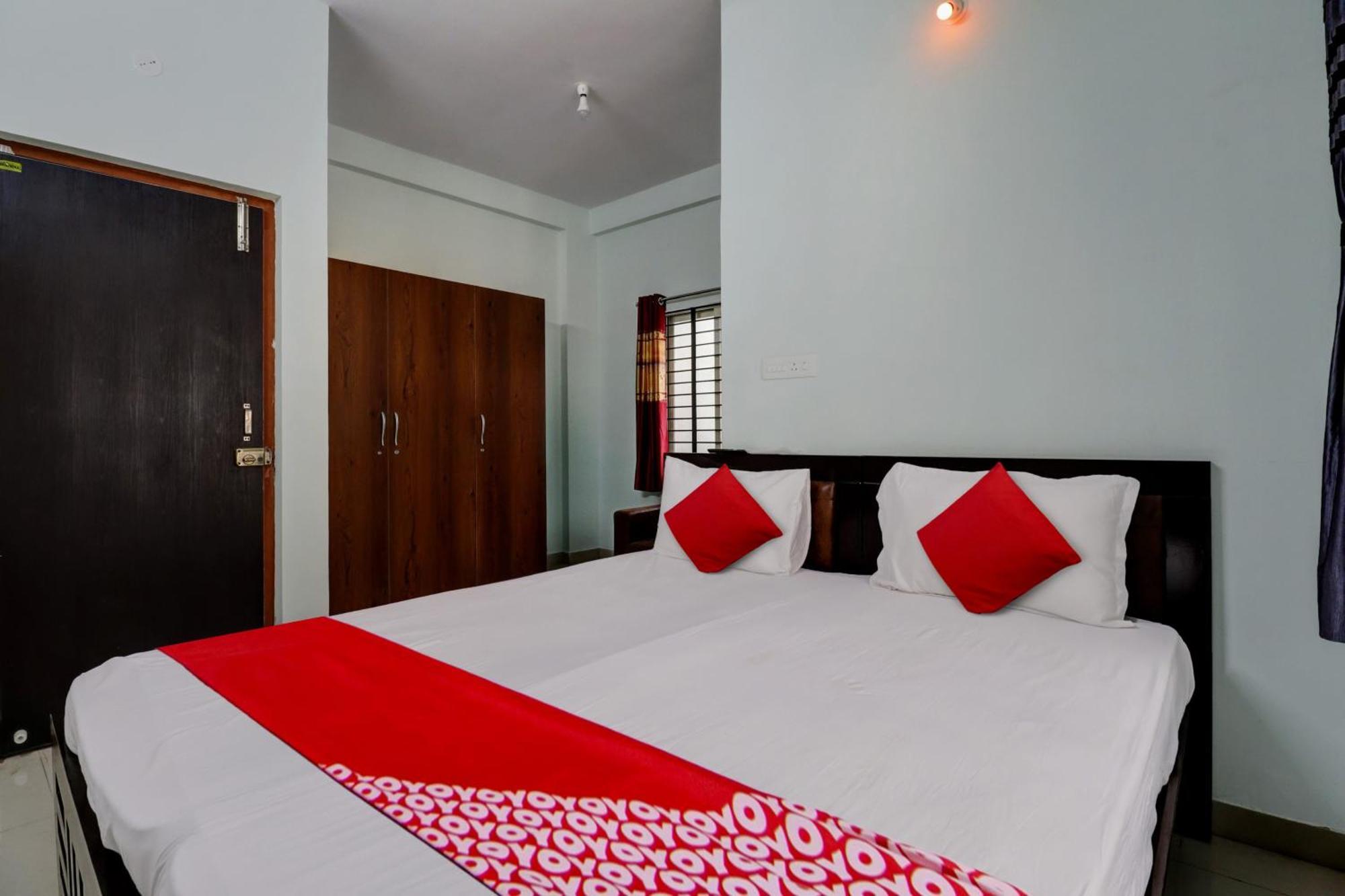 Oyo Pm Hotels Bangalore Extérieur photo